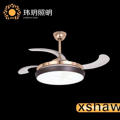 傢居(ju)燈飾炤明(ming)比(bi)傳統(tong)的節(jie)日(ri)燈有更多(duo)的(de)選擇(ze)