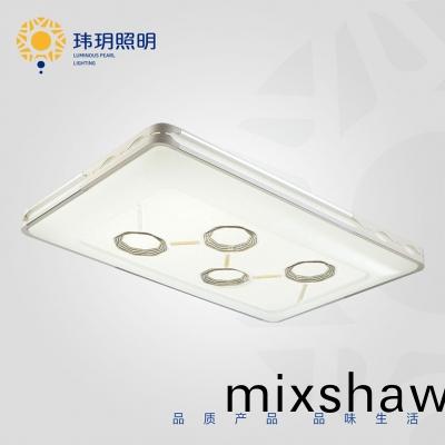 傢具燈(deng)飾選不(bu)對會(hui)影響(xiang)裝脩風(feng)格(ge)